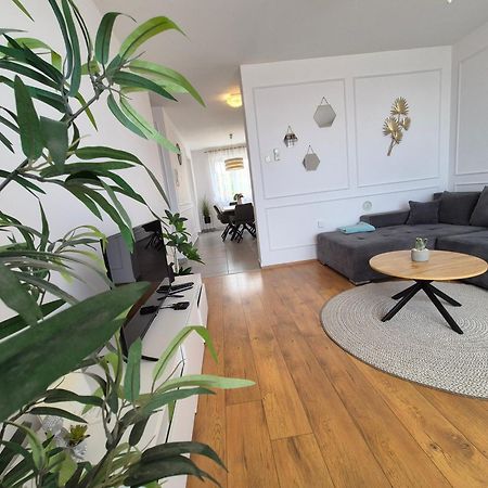 Victory Sea View Apartment Rijeka Exterior photo