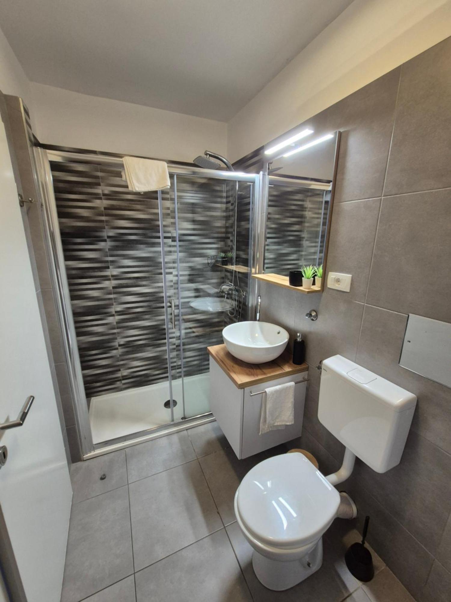 Victory Sea View Apartment Rijeka Exterior photo