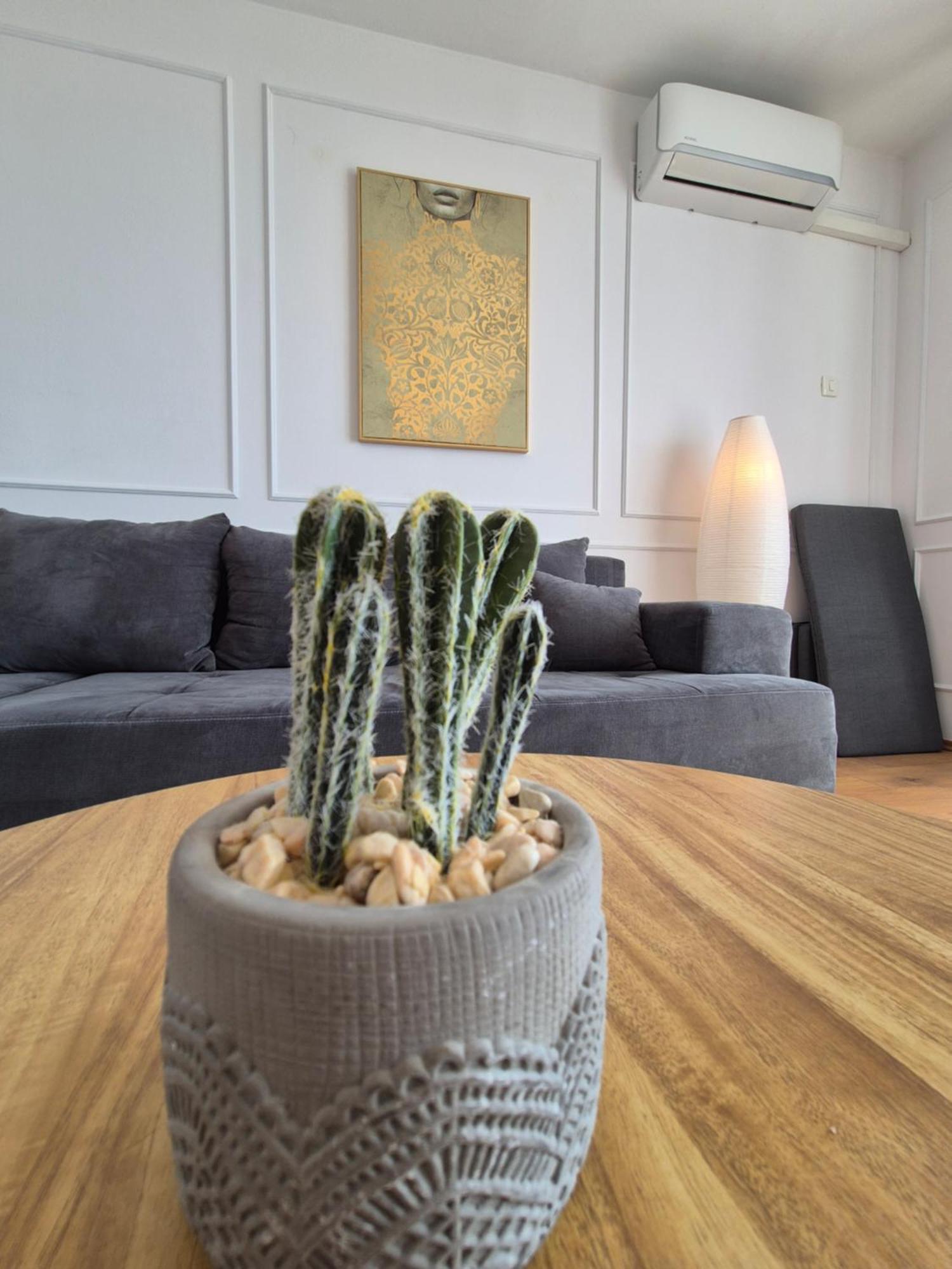 Victory Sea View Apartment Rijeka Exterior photo